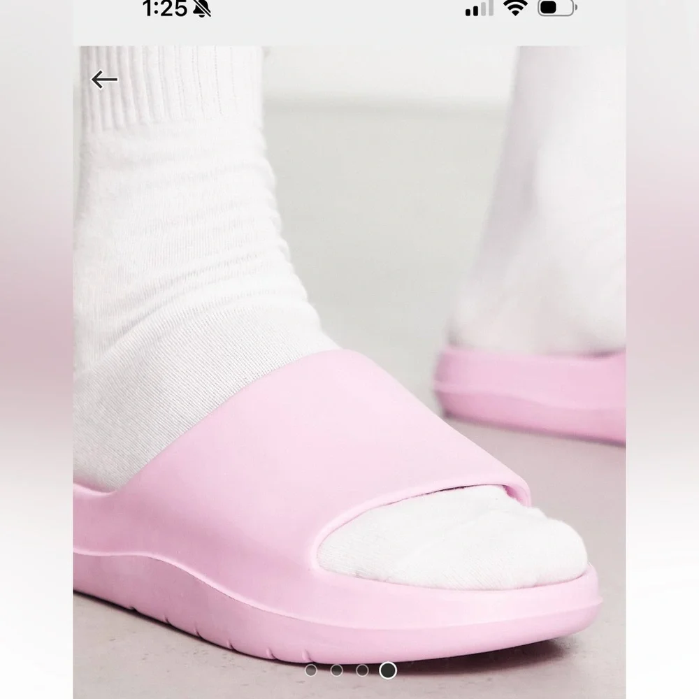 ASOS pink slides - Picture 6 of 6